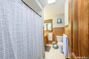 178 Harrison Rd, Cheshire, CT 06410 - Photo 15