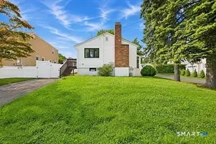 17 Hazel St, Fairfield, CT 06825 - Photo 13