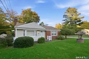 37 Colchester Ave, East Hampton, CT 06424 - Photo 5