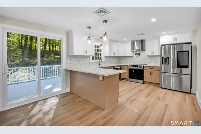 555 Simsbury Road, Bloomfield, CT 06002 - Photo 11