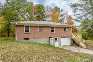 725 S Frontage Rd, Killingly, CT 06239 - Photo 27