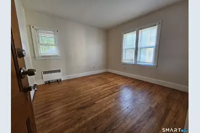 33 Woodmere Road, West Hartford, CT 06119 - Photo 15
