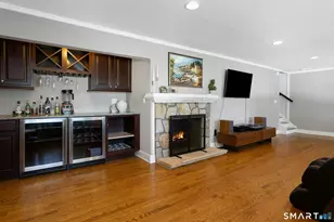 137 Wood Ridge Dr, Stamford, CT 06905 - Photo 17