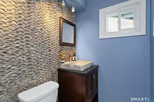 137 Wood Ridge Dr, Stamford, CT 06905 - Photo 19
