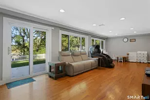 137 Wood Ridge Dr, Stamford, CT 06905 - Photo 15