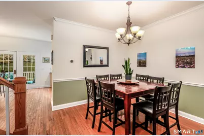 7 Lawrence Avenue #7, Danbury, CT 06810 - Photo 9