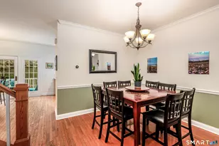 7 Lawrence Ave, Danbury, CT 06810 - Photo 9