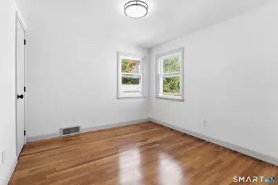 23 Hillview Avenue, Waterbury, CT 06704 - Photo 17