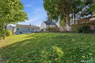 23 Hillview Ave, Waterbury, CT 06704 - Photo 31