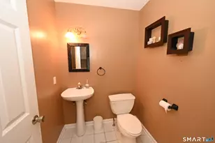680 Totoket Rd, North Branford, CT 06472 - Photo 19