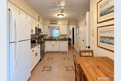 8 Driftway Road #E1, Danbury, CT 06811 - Photo 13
