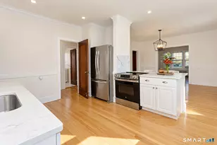 109 Dover Rd, West Hartford, CT 06119 - Photo 9