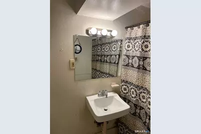 87 Clinic Drive #1B, New Britain, CT 06051 - Photo 7