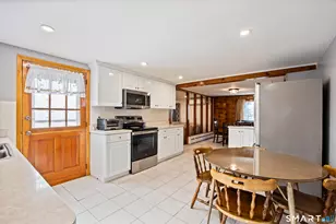 447 Quinnipiac Ave, North Haven, CT 06473 - Photo 9