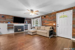 54 Oakland Ave, New Britain, CT 06053 - Photo 7