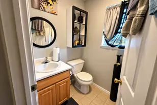 2 Lombard St, New Haven, CT 06513 - Photo 17
