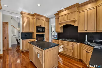 22 Fenwood Drive, Old Saybrook, CT 06475 - Photo 13