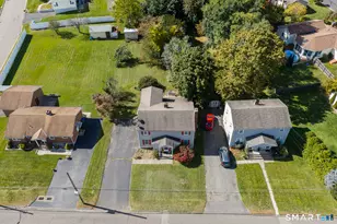 477 Hunting Hill Ave, Middletown, CT 06457 - Photo 1