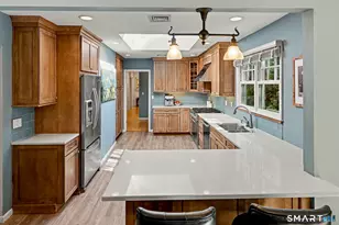 29 S Lake Dr, Stamford, CT 06903 - Photo 5