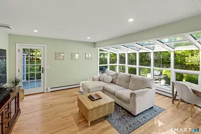 29 South Lake Drive, Stamford, CT 06903 - Photo 3