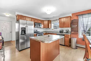 142 Dayton Rd, Bridgeport, CT 06606 - Photo 5