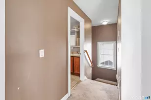 142 Dayton Rd, Bridgeport, CT 06606 - Photo 17