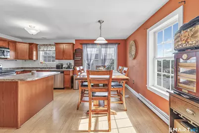 142 Dayton Road, Bridgeport, CT 06606 - Photo 7