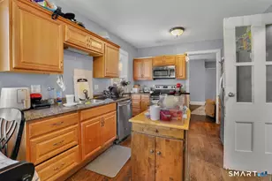 66 Burnside Ave, East Hartford, CT 06108 - Photo 5