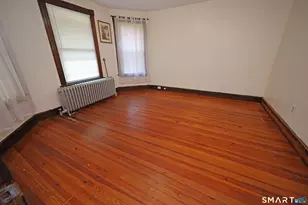 15 Avon Ave, Waterbury, CT 06708 - Photo 9