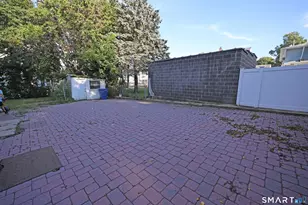 15 Avon Ave, Waterbury, CT 06708 - Photo 21
