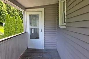 47 Jefferson Ave, Danbury, CT 06810 - Photo 21