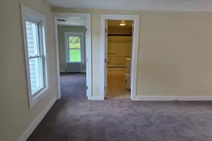 47 Jefferson Ave, Danbury, CT 06810 - Photo 13