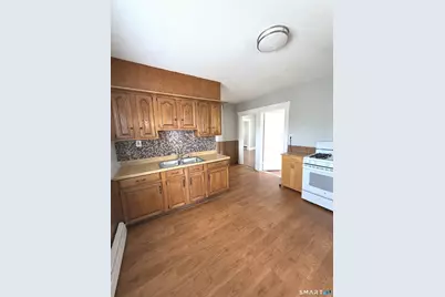 25 Arnold Street #3, Hartford, CT 06106 - Photo 1