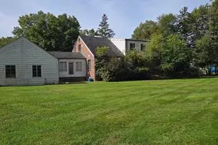 821 Bayberry Ln, Orange, CT 06477 - Photo 5