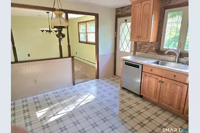 21 Downing Circle, Bloomfield, CT 06002 - Photo 11