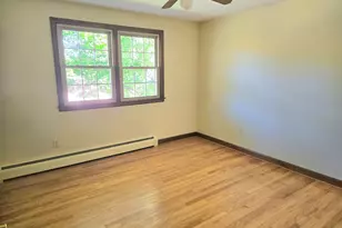 21 Downing Cir, Bloomfield, CT 06002 - Photo 15