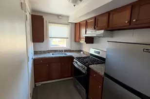68 Warner St, Hamden, CT 06514 - Photo 1
