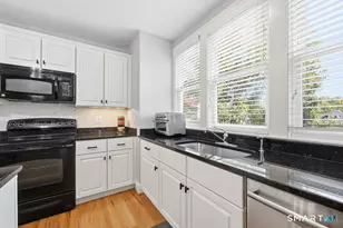 645 Prospect Ave, West Hartford, CT 06105 - Photo 5