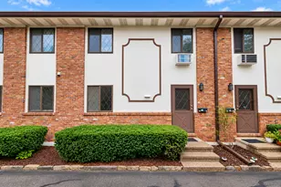 45 Columbus Pl, Stamford, CT 06907 - Photo 27