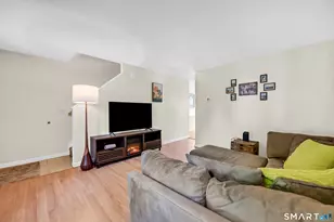 215 Oakland St, Manchester, CT 06042 - Photo 15