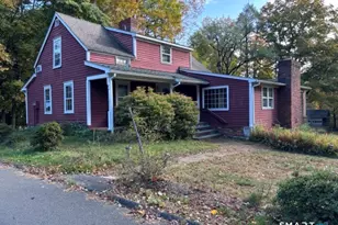 137 E Hunting Ridge Rd, Stamford, CT 06903 - Photo 1