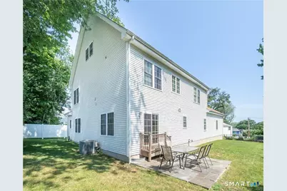 1023 Black Rock Turnpike #1023, Fairfield, CT 06825 - Photo 17