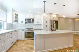 328 Booth Pl, Greenwich, CT 06830 - Photo 7
