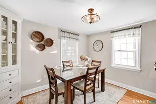 127 Edgemere Ave, West Hartford, CT 06110 - Photo 13