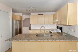 675 Townsend Ave, New Haven, CT 06512 - Photo 9