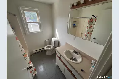 26 Park Street, Bristol, CT 06010 - Photo 17