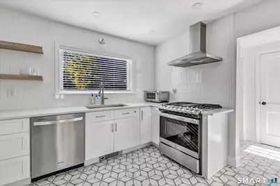 11 Elaine Street, Trumbull, CT 06611 - Photo 9