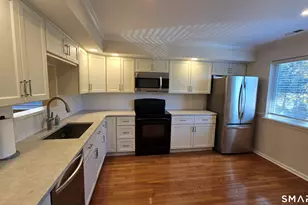 115 Fillow St, Norwalk, CT 06850 - Photo 9