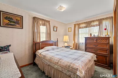 135 Legion Avenue, Stratford, CT 06614 - Photo 19