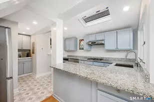 7 Gregory Ct, Norwalk, CT 06855 - Photo 15
